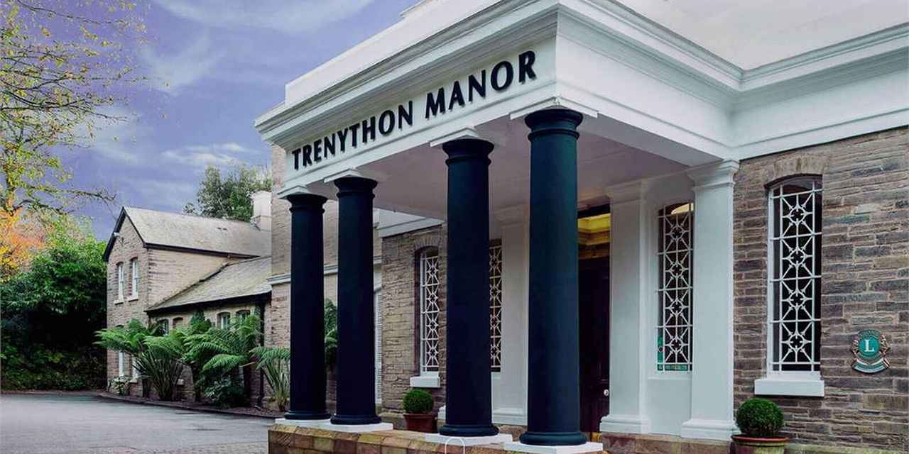 Trenython Manor