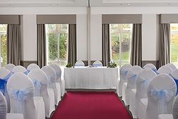 DoubleTree by Hilton Hotel Dartford Bridge