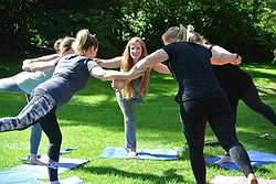 Henparty Yoga