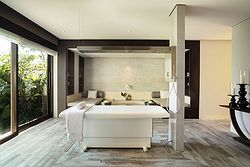 Jumeirah Bali Vichy Shower