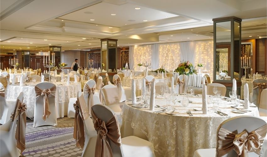 Malone Lodge Hotel Wedding Venue Belfast, Co Antrim