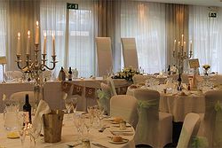 Pinewood Hotel