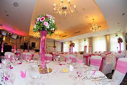 Pinewood Hotel