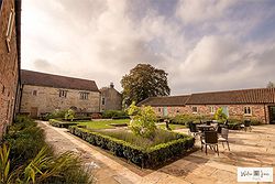 Priory Barn & Cottages Syningthwaite