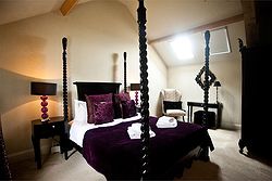 Priory Barn & Cottages Syningthwaite