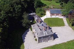 Tredudwell Manor